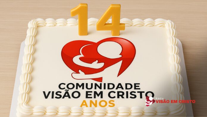 bolo de aniversário com o logo da igreja e a mensagem: comunidade visão em Cristo
