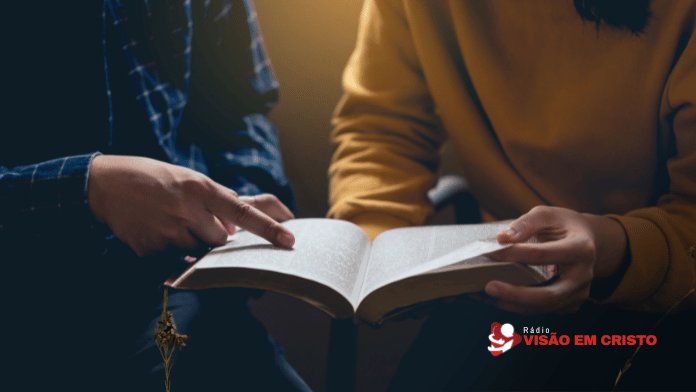 versículo para evangelismo Versículo para evangelismo: 38 passagens organizadas por situação real de conversa, com exemplos bíblicos, dicas de uso e como memorizar sem decorar.