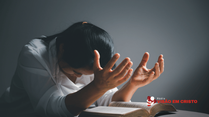 pecado significado Pecado significado: entenda o que a Bíblia ensina sobre pecado, suas consequências, o arrependimento, o perdão e a nova vida em Cristo.