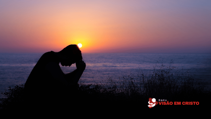 Oração 3 da Manhã Oração 3 da manhã realmente tem um significado especial? Descubra o que a Bíblia ensina sobre orar de madrugada e se Deus responde mais nesse horário.
