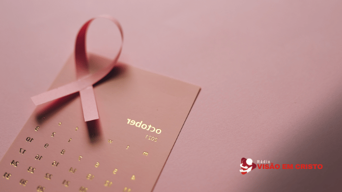 outubro rosa frases Confira 45 frases de Outubro Rosa para cartazes, Instagram e WhatsApp, com mensagens de conscientização, autocuidado, fé e esperança.