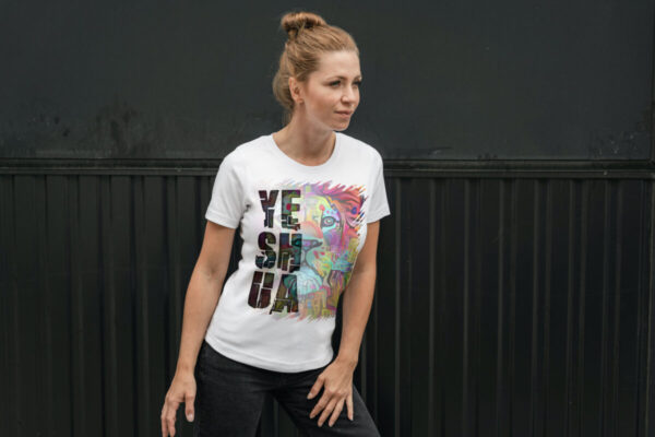 Destaque-se com a Camiseta Feminina Yeshua da Linha IDE 2023