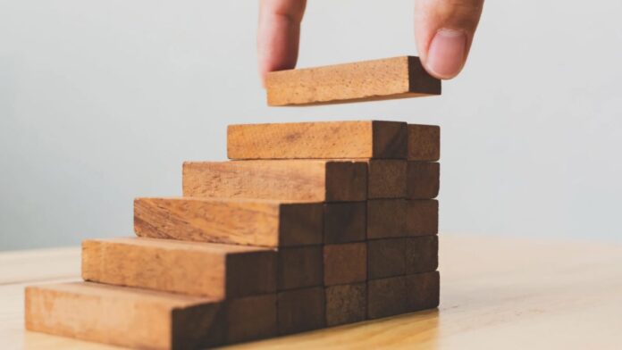 Quintas de Crescimento: A Segunda Viagem de Paulo Quintas de Crescimento: A Segunda Viagem de Paulo