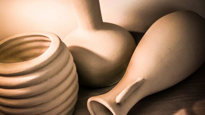 tesouro em vasos de barro tesouro em vasos de barro