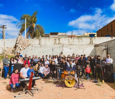 11 anos de Visão em Cristo foto de comemoração