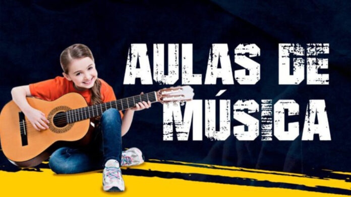 Aulas de Música uma arte feita com uma criança tocando um instrumento e a escria em branco Aulas de Música