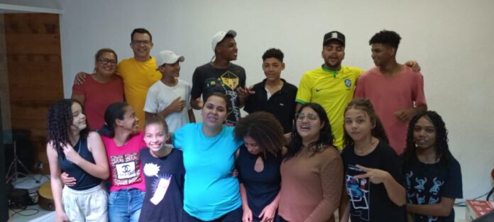 Encontro de Adolescentes Encontro de Adolescentes