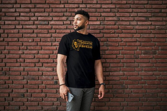 Estampa da Camiseta Estampa da Camiseta do 13º Aniversário da Visão em Cristo é Revelada