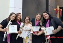 Equipe do Visão Kids Celebra Formatura da APEC: Um Marco para o Ministério Infantil Descubra como a formatura na APEC está transformando o Visão Kids e fortalecendo a evangelização das crianças.