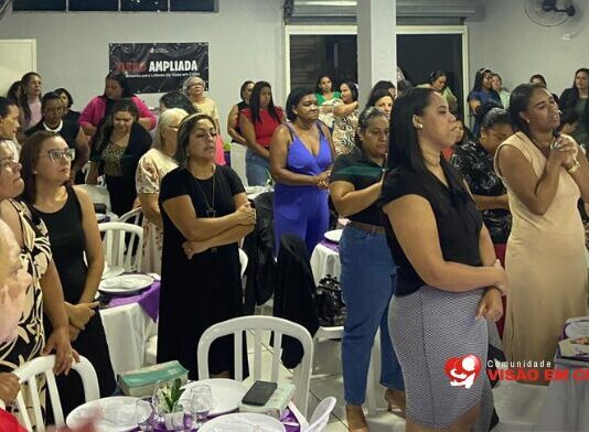 Jantar “Mulheres de Visão” reúne fé, comunhão e inspiração na Comunidade Visão em Cristo