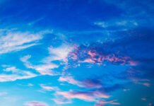 Além das Aparências: Mensagens Transformadoras em 2 Coríntios 4:17-18 e Romanos 8:24-25