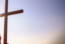 Desvendando Mistérios Divinos: O Pastor Roberto Revela Profundidades de Êxodo 20.5!