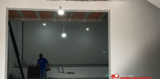 Novo templo recebe iluminação provisória e facilita avanço dos trabalhos Novo templo da Visão em Cristo recebe iluminação provisória em setembro para facilitar o trabalho dos profissionais e dar continuidade à obra.